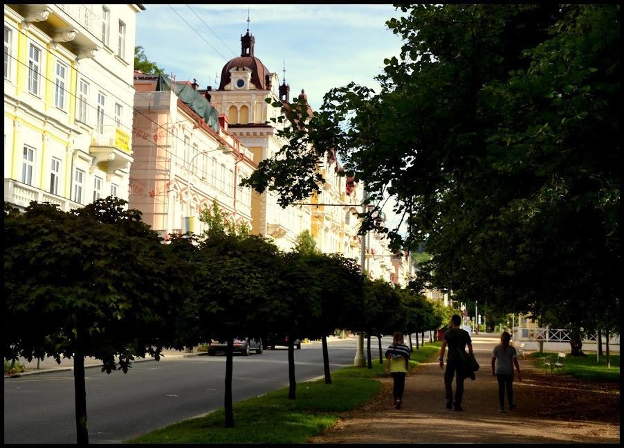Apartment Hlavni マリアーンスケー・ラーズニェ エクステリア 写真